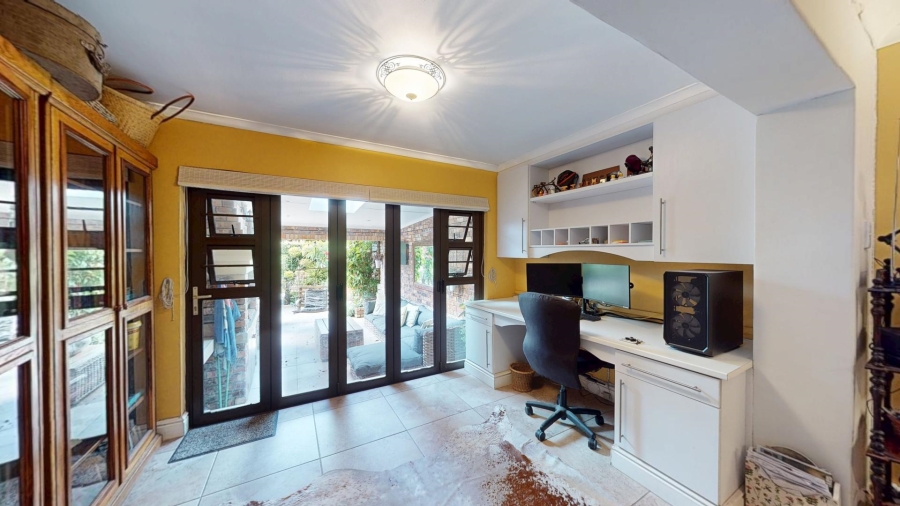 3 Bedroom Property for Sale in Humewood Eastern Cape